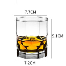 Lade das Bild in den Galerie-Viewer, Whiskey Gläser
