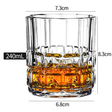 Lade das Bild in den Galerie-Viewer, Whisky Gläser
