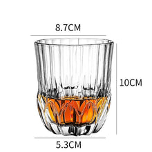 Lade das Bild in den Galerie-Viewer, Whiskey Gläser
