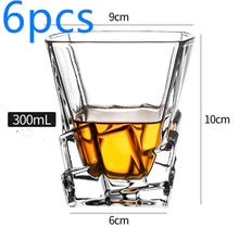 Lade das Bild in den Galerie-Viewer, Whisky Gläser
