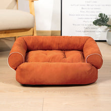 Lade das Bild in den Galerie-Viewer, Hundebett im Sofadesign
