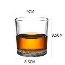 Lade das Bild in den Galerie-Viewer, Whiskey Gläser
