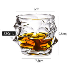 Lade das Bild in den Galerie-Viewer, Whisky Gläser
