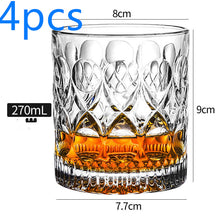 Lade das Bild in den Galerie-Viewer, Whisky Gläser
