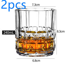 Lade das Bild in den Galerie-Viewer, Whisky Gläser
