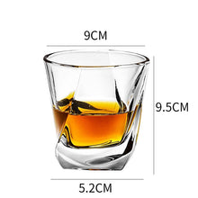 Lade das Bild in den Galerie-Viewer, Whiskey Gläser
