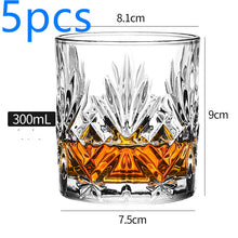 Lade das Bild in den Galerie-Viewer, Whisky Gläser
