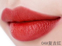 Lade das Bild in den Galerie-Viewer, Matter Lippenstift
