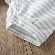 Lade das Bild in den Galerie-Viewer, Baby-Overall
