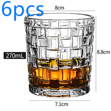 Lade das Bild in den Galerie-Viewer, Whisky Gläser
