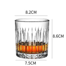 Lade das Bild in den Galerie-Viewer, Whiskey Gläser
