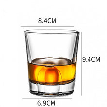 Lade das Bild in den Galerie-Viewer, Whiskey Gläser
