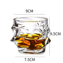 Lade das Bild in den Galerie-Viewer, Whiskey Gläser
